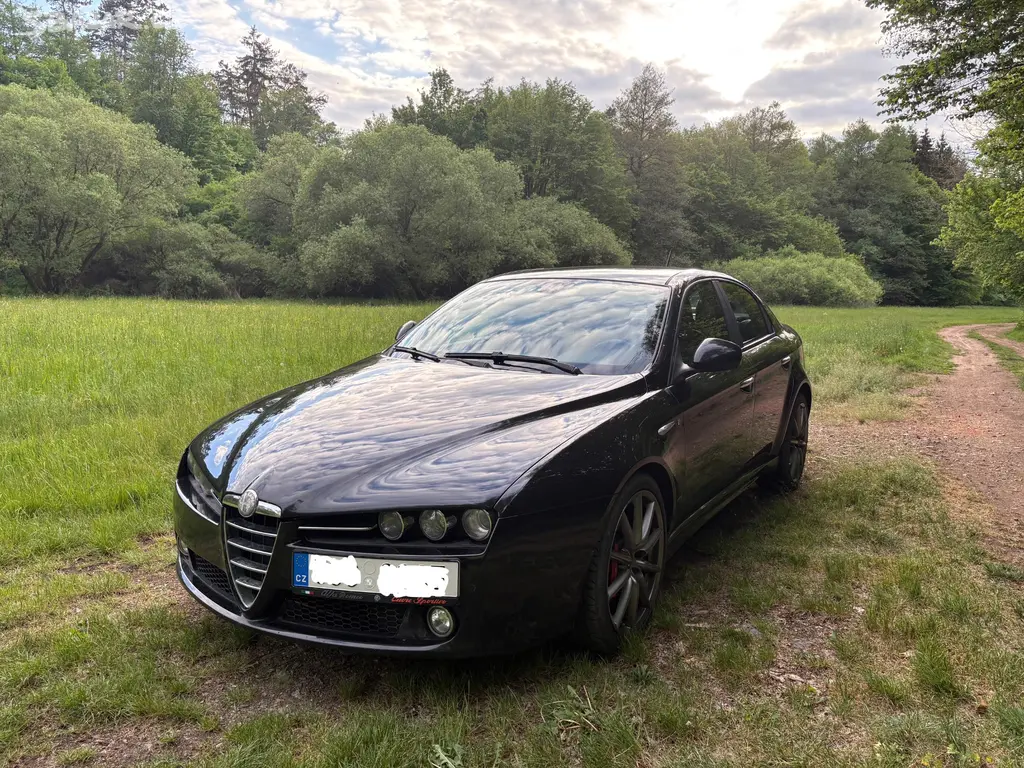 Alfa Romeo 159 TI Sedan (2010) 2.0 JTDm